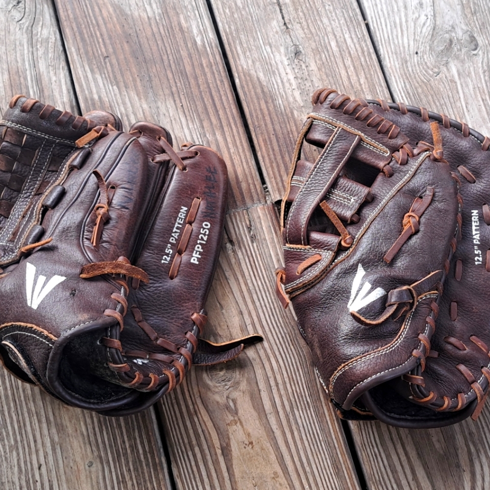 Softball Gloves